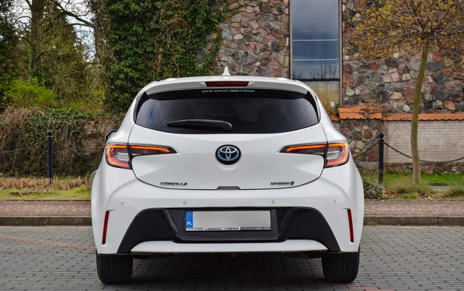 Toyota Corolla cena 63900 przebieg: 230000, rok produkcji 2019 z Boguchwała małe 529
